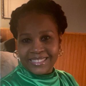 Meet your Posher, Anjeannette